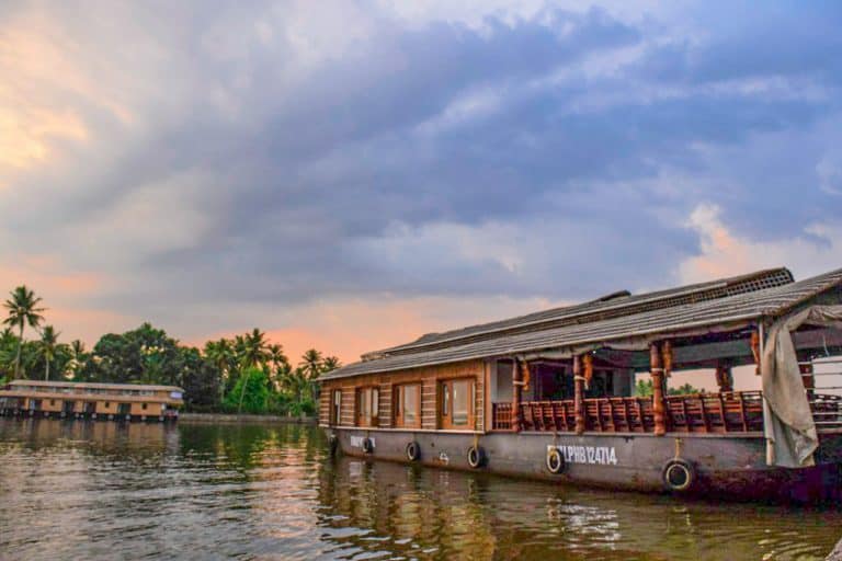 6 Must Visit Places in India for Kids 22 Boathouse in Alleppey
