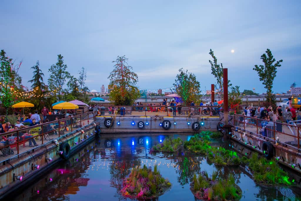 Spruce Street Harbor Park