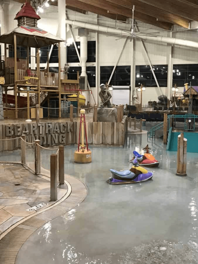 Great Wolf Lodge Washington Cover Image